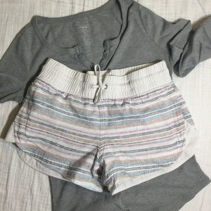 2 for 1 price. Linen Athleta shorts and Gap T-shirt